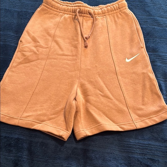 Nike Orange Athletic Shorts - Picture 1 of 4